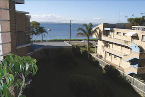 Bella Vista Unit 20 / 19 Shoal Bay Road - Hobart Tourism 2