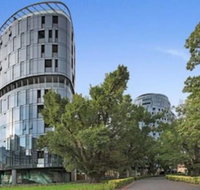 Stunning Comfy 2 Bed With Parking In Melbourne - Tourism TAS