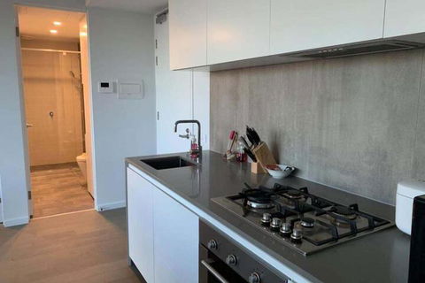 Avant Garde Living In The Heart Of The City - Tourism TAS 3