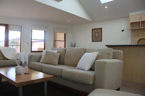SACKVILLE APARTMENT 1 - Tourism TAS 4