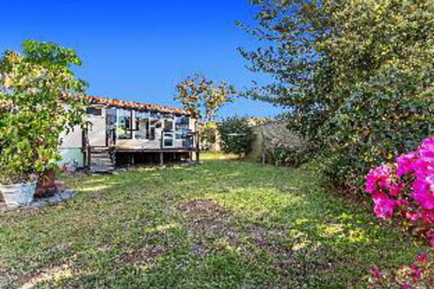 1 Bedroom House Government Road No. 102 PET FRIENDLY - Hobart Tourism 2