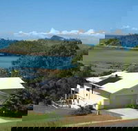 Hideaway Retreat Beach House with Pool - Tourism TAS