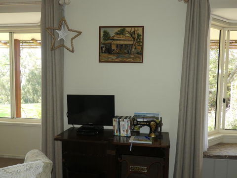 Cedarview Bed & Breakfast - Tourism TAS 4