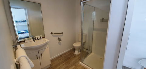 Beach Holiday Apartments Motel - Hobart Tourism 0