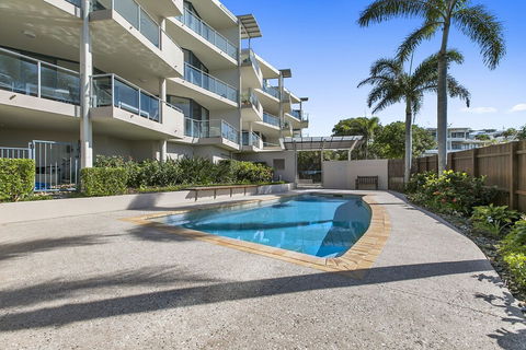 Sunshine Beach Penthouse With Beach Views Unit 9 / 21 Park Crescent Sunshine Beach - Hobart Tourism 2