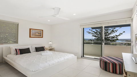 A Stylish Apartment With Noosa Views! Unit 6 Yaringa 29 Noosa Drive - Tourism TAS 0