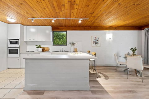 Tea Trees 6 - Tourism TAS 1