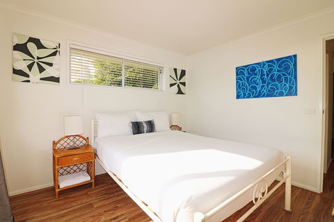 Beachcomber Pet Friendly - Hobart Tourism 4