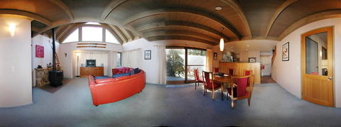 Mitta Mitta - Hobart Tourism 4