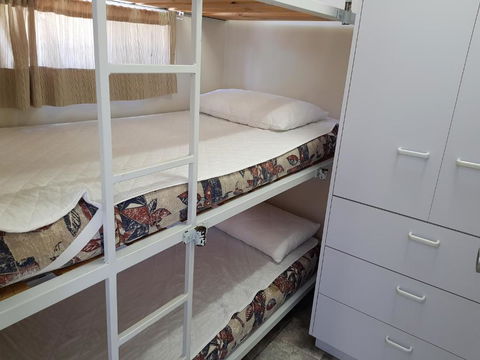 Jacaranda Holiday Park - Hobart Tourism 1