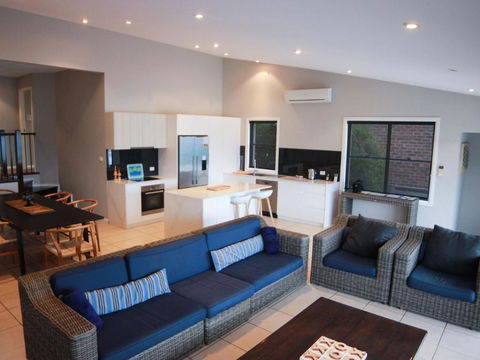 Absolutely Avoca 114a Avoca Drive Avoca Beach - Tourism TAS 3