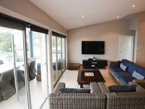 Absolutely Avoca 114a Avoca Drive Avoca Beach - Tourism TAS 4
