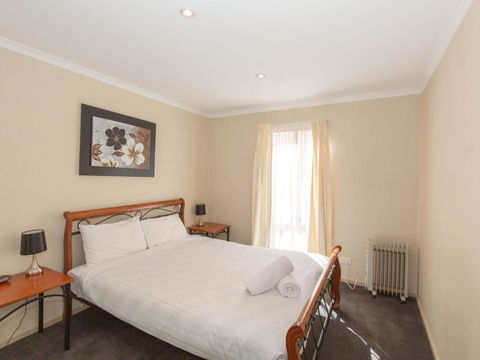 Acacia 5 / 2 Kirwan Close - Tourism TAS 2