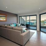 Barefoot Bliss At Fingal Bay - Hobart Tourism 0