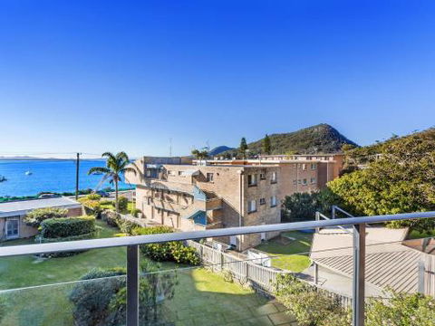 Bella Vista Unit 20 / 19 Shoal Bay Road - Hobart Tourism 0