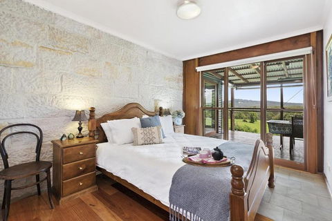 CHRISTOPHERS COTTAGE - Tourism TAS 2
