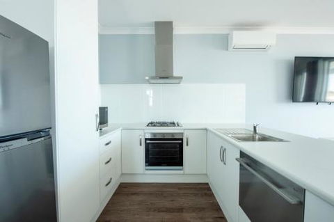 Wallaroo Beachfront Tourist Park - Tourism TAS 4