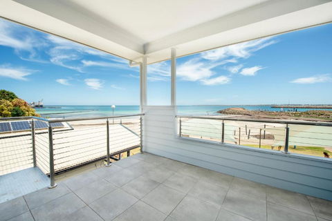 Wallaroo Beachfront Tourist Park - Tourism TAS 5