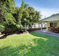 Roderick Street 52 Moffat Beach