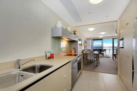 Monaco Unit 905 12 Otranto St - Hobart Tourism 2