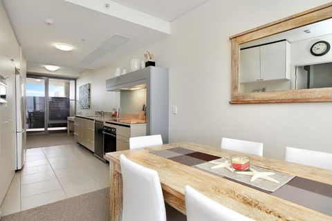 Monaco Unit 905 12 Otranto St - Hobart Tourism 5