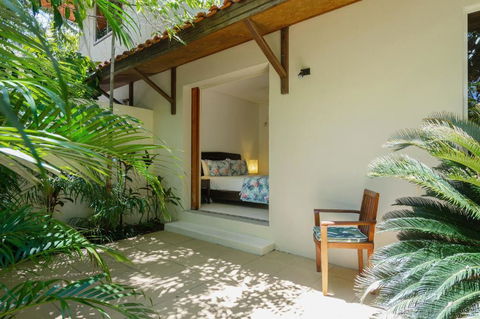 Balinese Beachfront Villa - Hobart Tourism 3