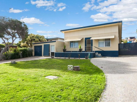 OCEAN SOUNDS Anglesea - Tourism TAS 1