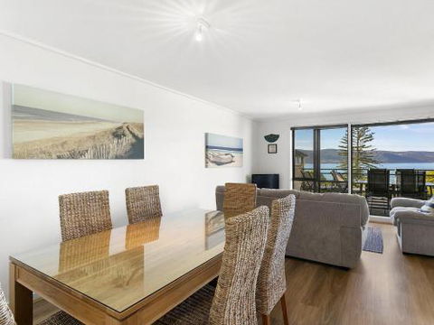 APARTMENT 26 PACIFIC APARTMENTS Walk To Town - Tourism TAS 5