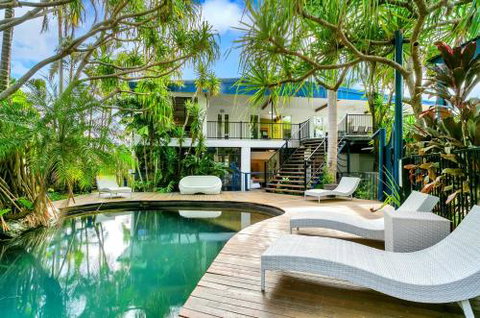 SANTORINIatPALM COVE - Tourism TAS 0