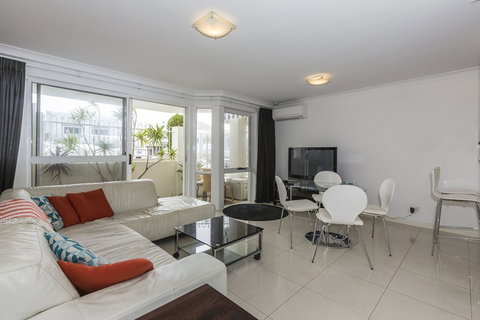 Cottesloe Cove Beach Apartment - Hobart Tourism 2