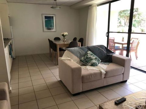 Baden 42 Rainbow Shores Ground Floor Unit Air Conditioned Overlooking Outdoor Spa - Hobart Tourism 6