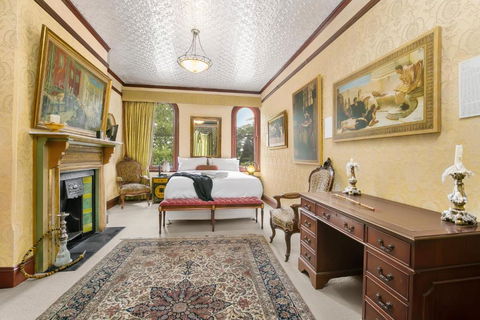 Grand & Central On George Unique Opulent - Hobart Tourism 4