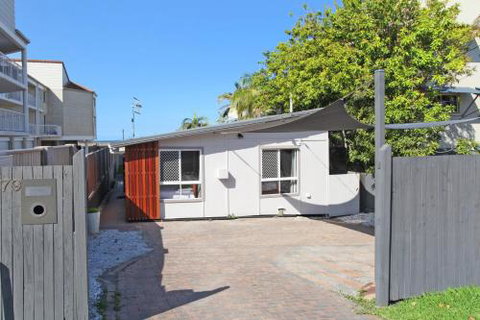 BEACH SHOPS & FABULOUS VACATION HOME! - Hobart Tourism 2