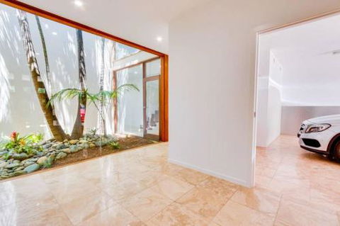Sapphire Seas Beach House - Hobart Tourism 5