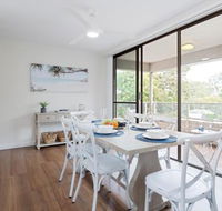3 Bangalee 41 Soldiers Point Rd Fantastic Waterfront Unit with Pool WIFI  Chromecast - Tourism TAS