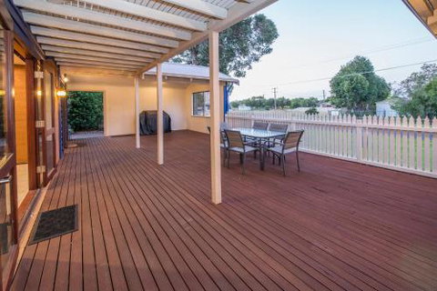 Ultramarine - Tourism TAS 3