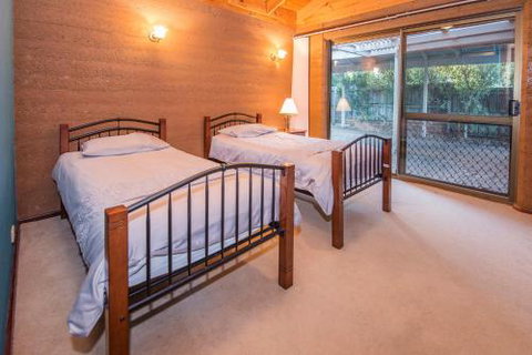 Ultramarine - Tourism TAS 2