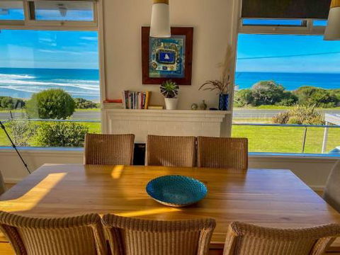 MAVI BEACH HOUSE Beachfront Wifi Views - Tourism TAS 3