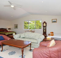 Morisset Waterfront 1bdr Studio looking over Trinity Marina - Hobart Tourism