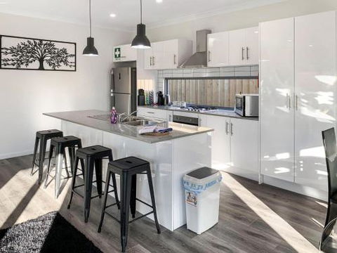 Brand New Home 10 Mins To Beach Torquay Geelong Deakin Hospitals - Tourism TAS 2
