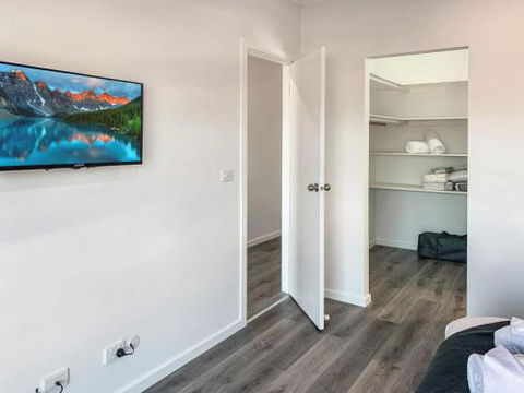 Brand New Home 10 Mins To Beach Torquay Geelong Deakin Hospitals - Tourism TAS 5