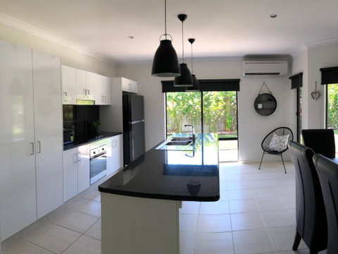 Cooya Beach Ultimate Tropical Getaway - Tourism TAS 5