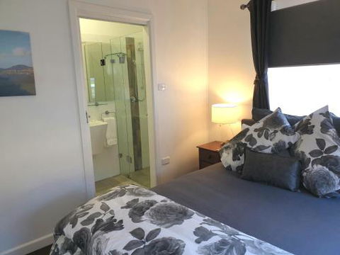 NEW Winston Cottage Leura Views & Location - Tourism TAS 4