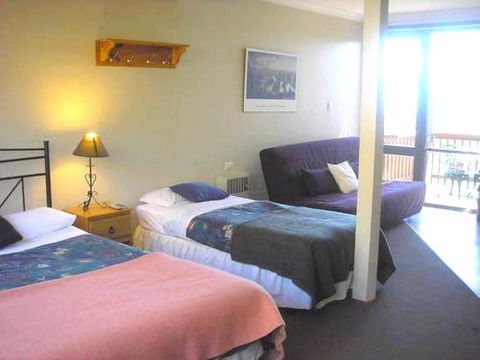 Bogong 3 - Hobart Tourism 5