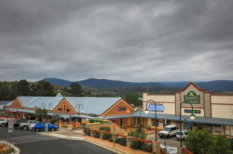 17 Lakeview Plaza - Hobart Tourism 6