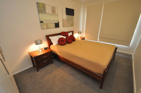 Neutral Bay Apartment 63 BEN - Hobart Tourism 3
