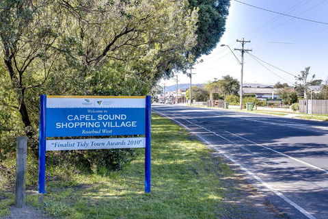CAPEL A Great Family Getaway - Hobart Tourism 0