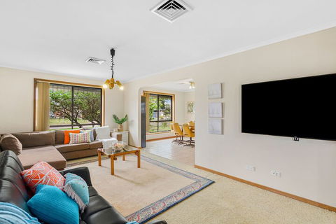 CAPEL A Great Family Getaway - Hobart Tourism 2
