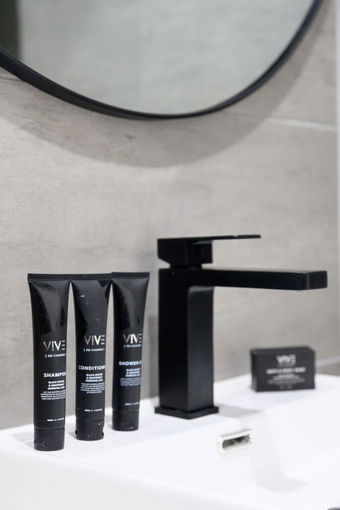 CARLISLE Bright Townhouse In Great Location - Tourism TAS 6