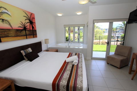 Beachside Apartment 5 - Hobart Tourism 3